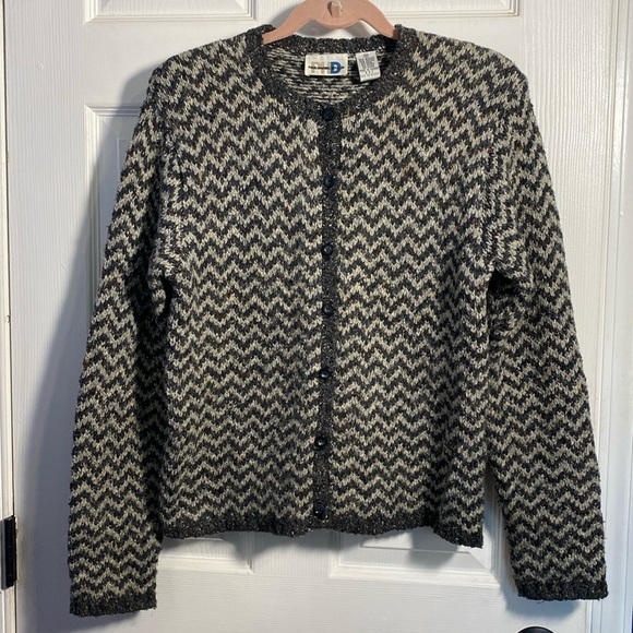 Paul Harris Design Button Down Sweater, Medium - Picture 1 of 6